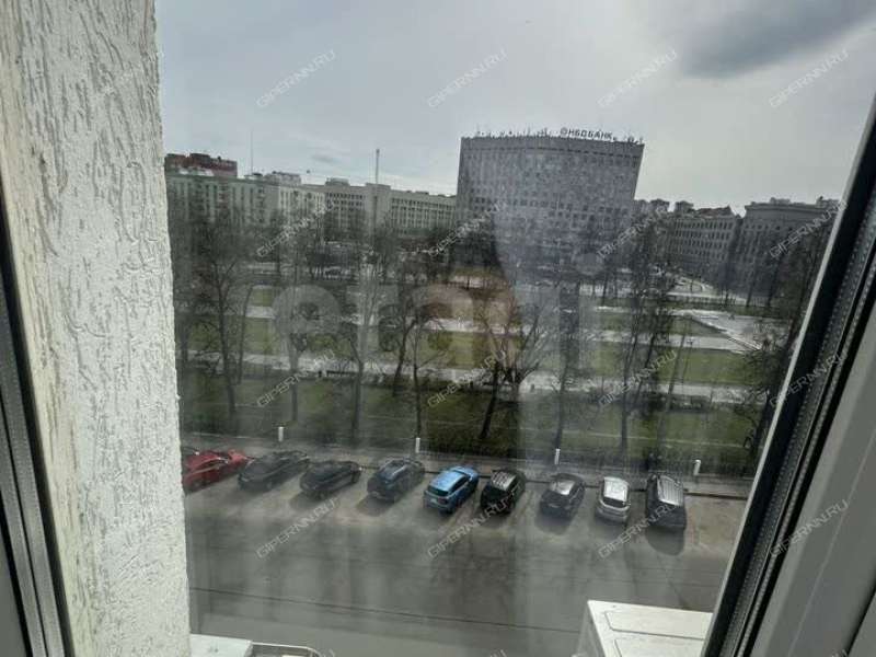 двухкомнатная квартира на площади Максима Горького дом 4