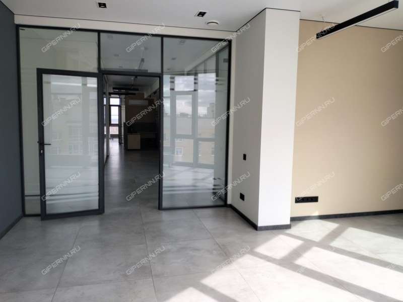 помещение под торговую площадь на Большая Печерская ул., д.40