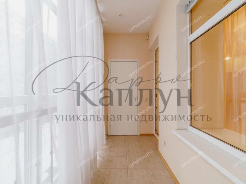 четырёхкомнатная квартира на улице Минина дом 9/4