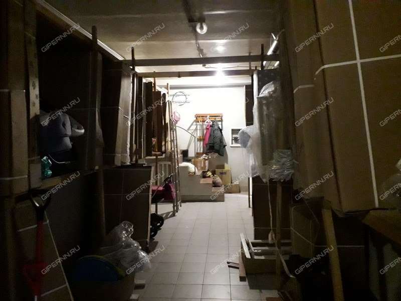 помещение под торговую площадь на улице Бекетова