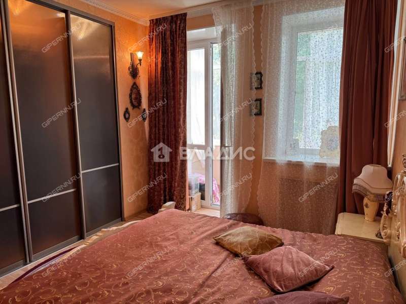 трёхкомнатная квартира на Комсомольской улице дом 3