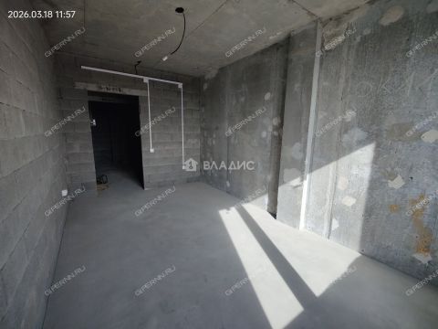 3-komnatnaya-ul-poltavskaya-d-15 фото