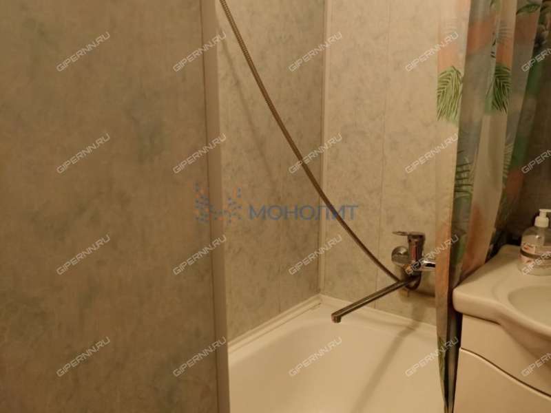 дом на улице Школьная рабочий посёлок Сухобезводное